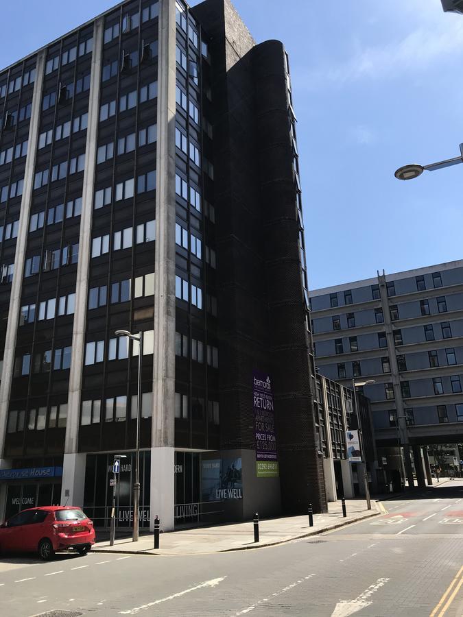 City Centre Apartment ポーツマス エクステリア 写真