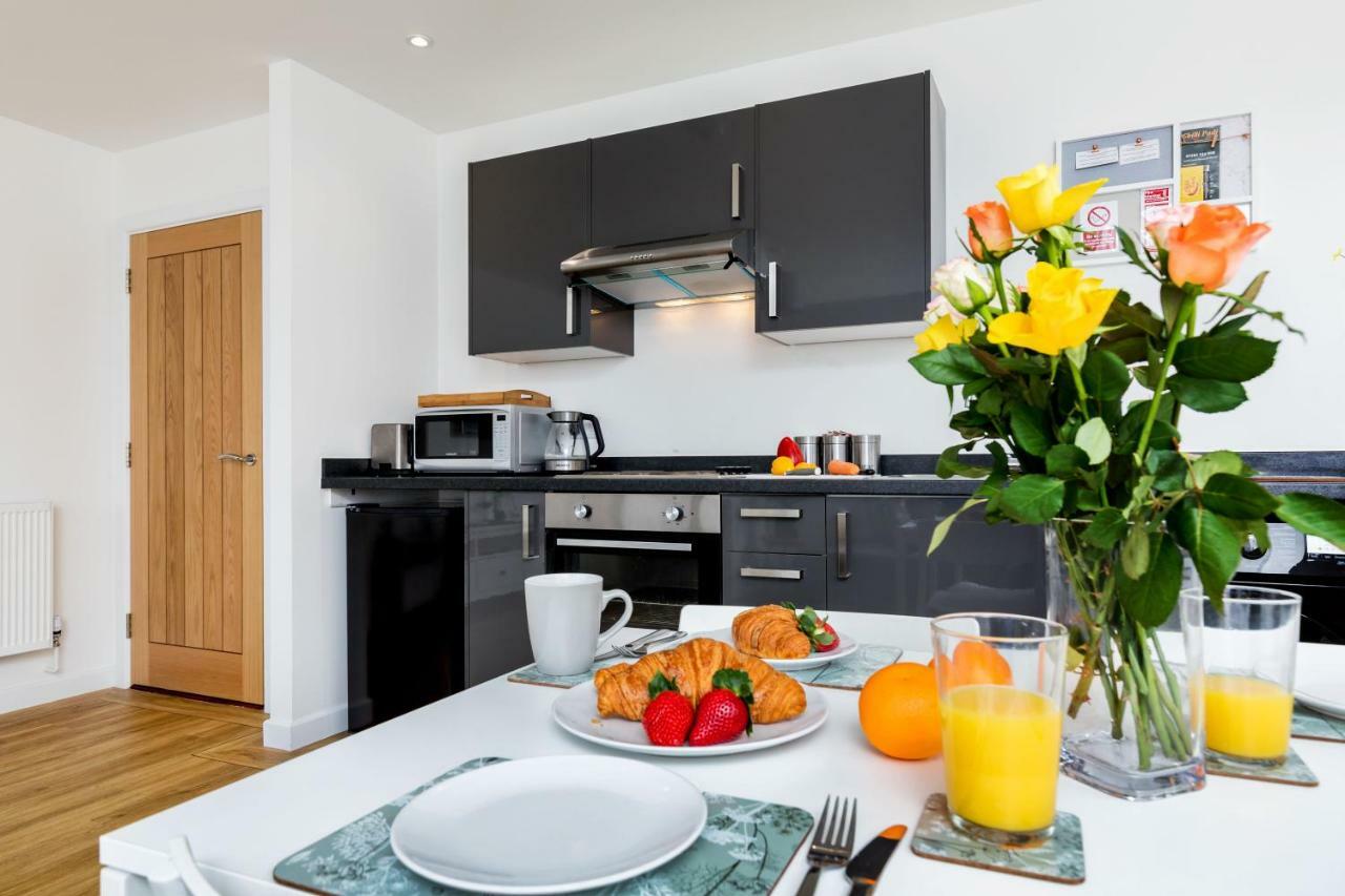 City Centre Apartment ポーツマス エクステリア 写真