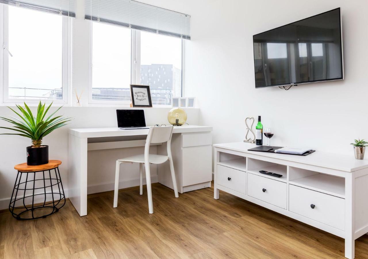 City Centre Apartment ポーツマス エクステリア 写真